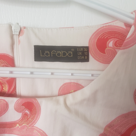 Dress - Picture 2 of 3